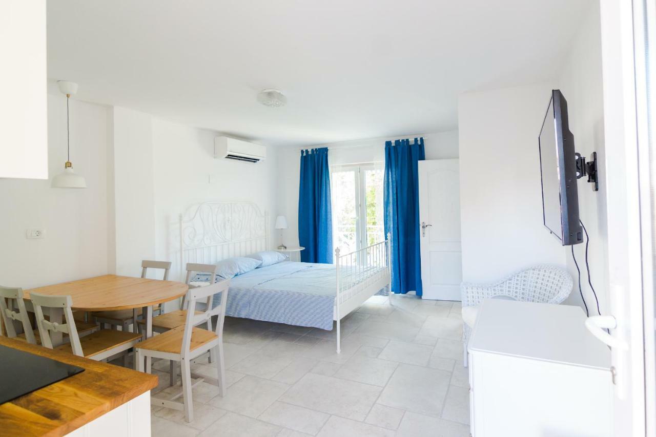 Ribar 1 Apartment นยีวีเซ ภายนอก รูปภาพ